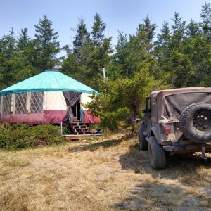 Pescadero Yurt, south of San Francisco