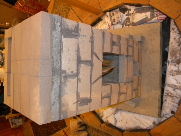 Front of heater. Gray 2" thick piece is tile for spanning the core.